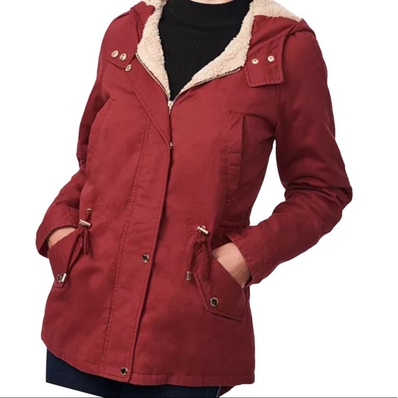 Macy’s collectionb Newyork burgundy puffer coat Xl - Picture 1 of 10